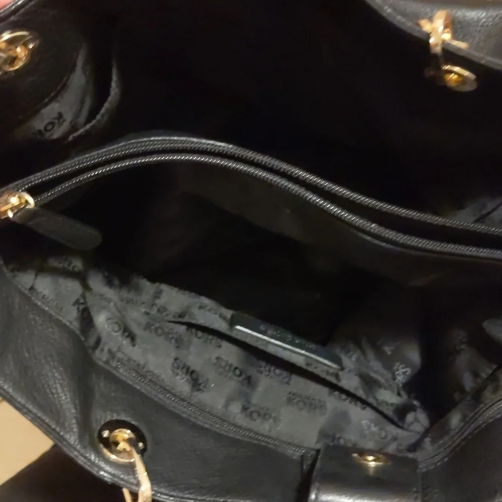 Michael Kors Fulton Chain Tote​​​​​​